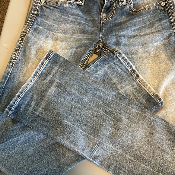 Rock Revival Jeans - Picture 4 of 6